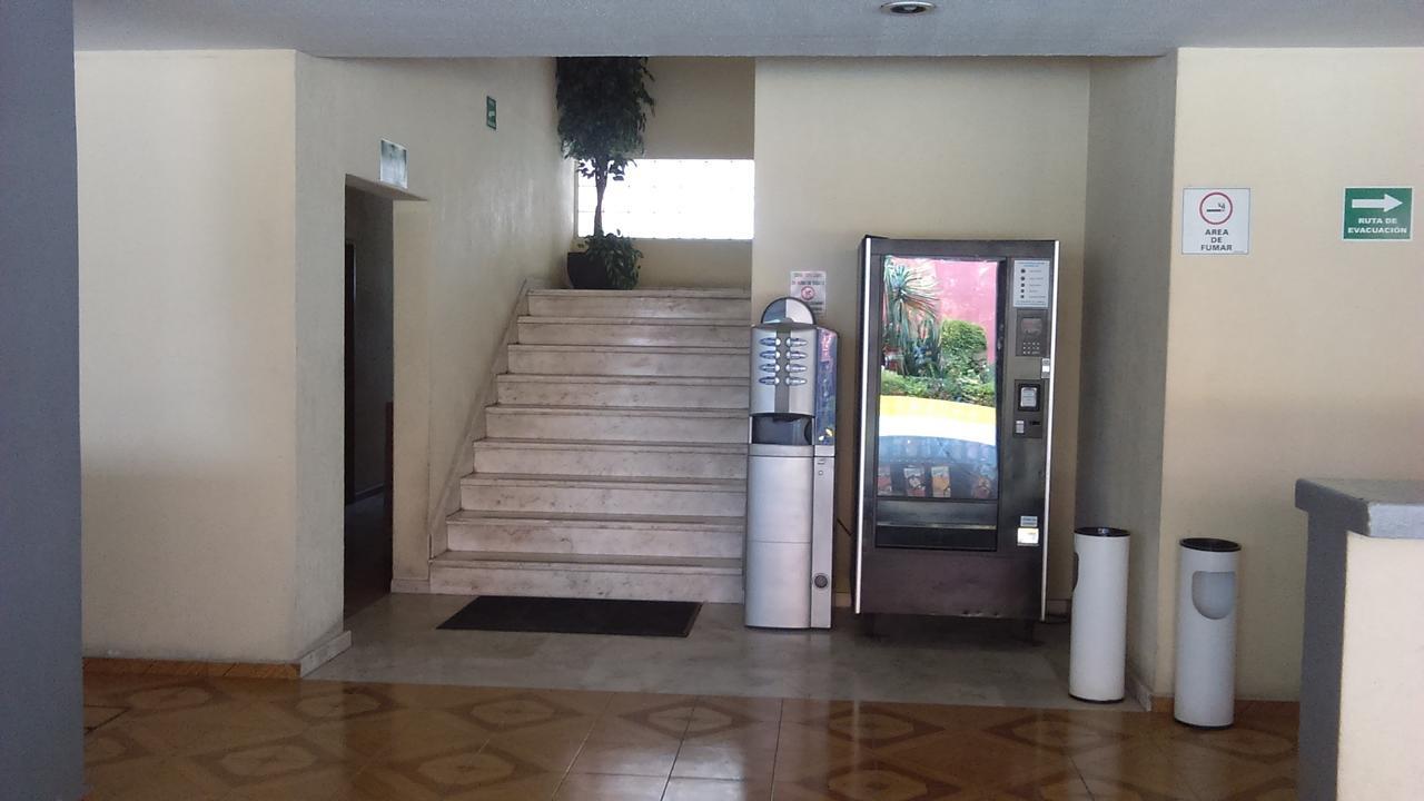 Hotel Aeropuerto Toluca Eksteriør billede