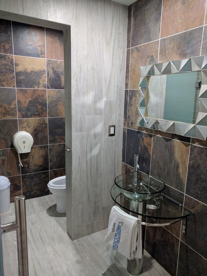 Hotel Aeropuerto Toluca Eksteriør billede